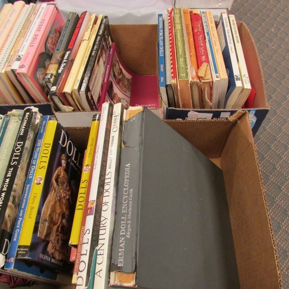 Image for Gallery/Estate and Doll Auction: 1-18-18