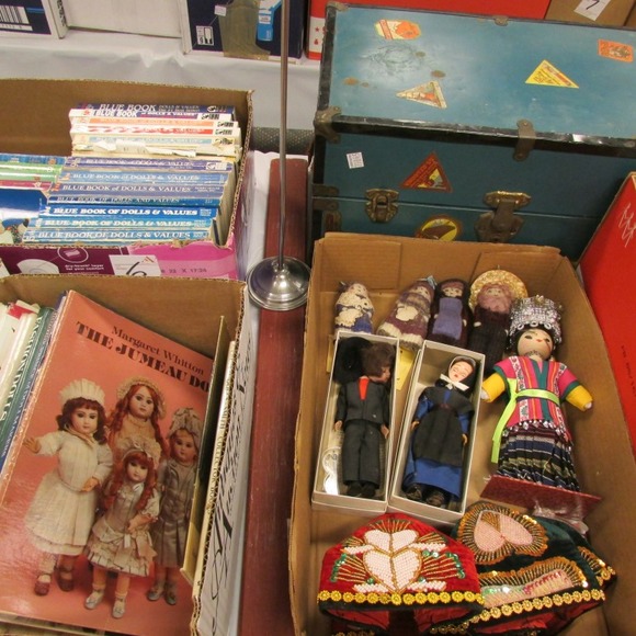 Image for Gallery/Estate and Doll Auction: 1-18-18