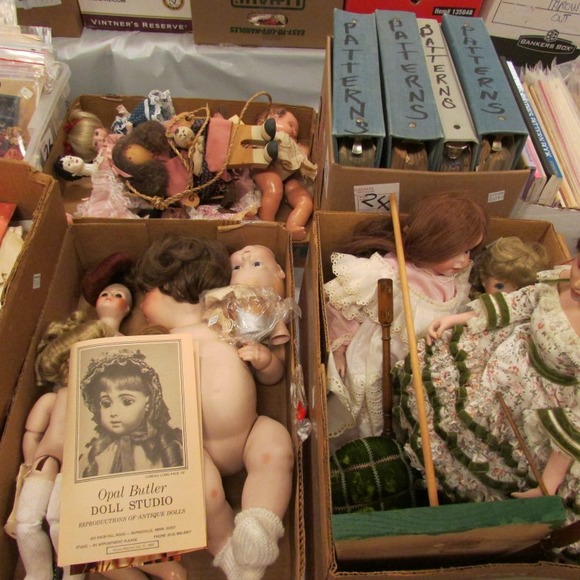 Image for Gallery/Estate and Doll Auction: 1-18-18