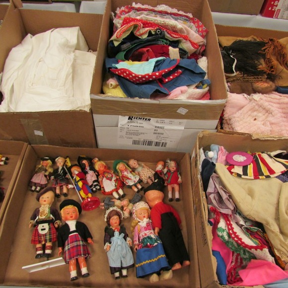 Image for Gallery/Estate and Doll Auction: 1-18-18