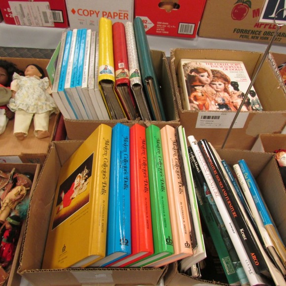 Image for Gallery/Estate and Doll Auction: 1-18-18