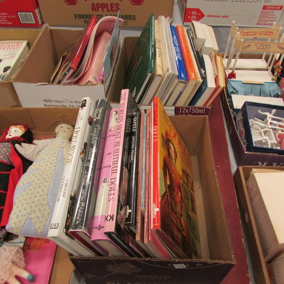 Image for Gallery/Estate and Doll Auction: 1-18-18