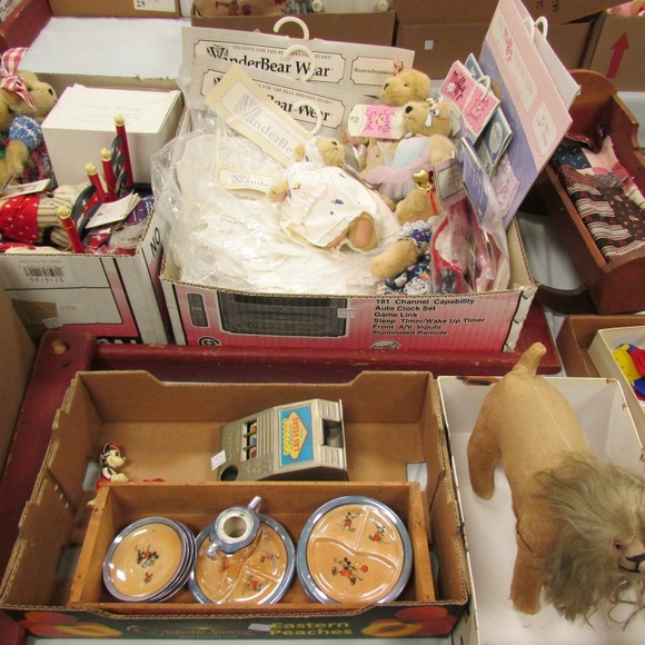 Image for Gallery/Estate and Doll Auction: 1-18-18