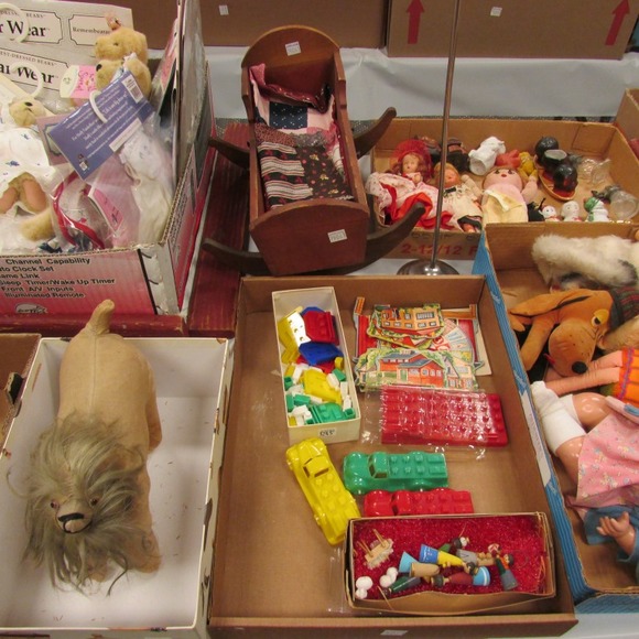 Image for Gallery/Estate and Doll Auction: 1-18-18