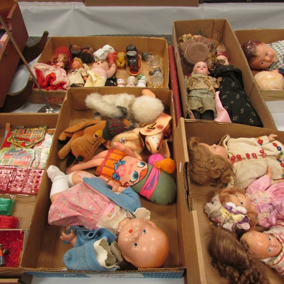 Image for Gallery/Estate and Doll Auction: 1-18-18