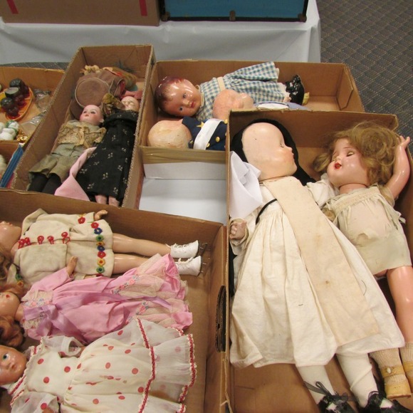 Image for Gallery/Estate and Doll Auction: 1-18-18