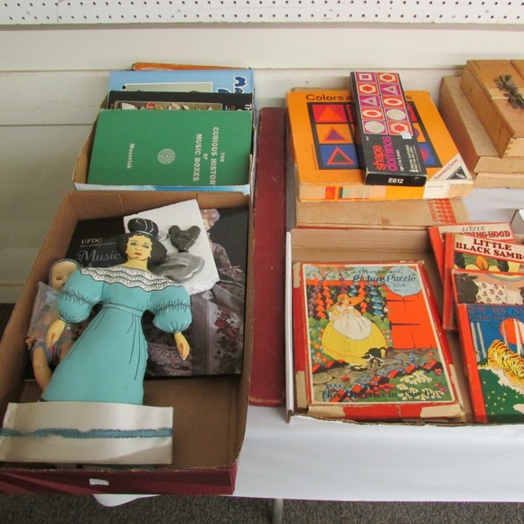 Image for Gallery/Estate and Doll Auction: 1-18-18