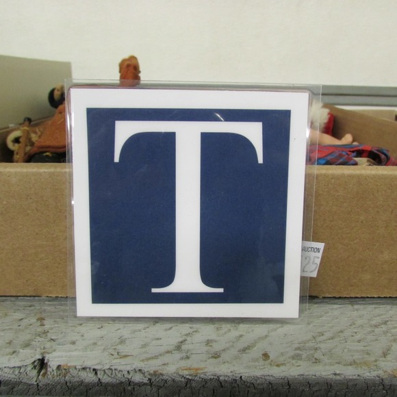 Image for Gallery/Estate and Doll Auction: 1-18-18