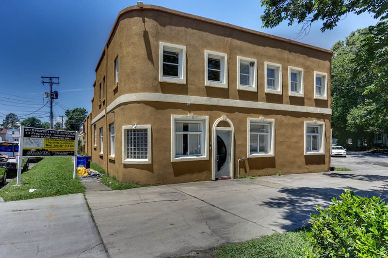 Image for **Multi-Property Real Estate Auction