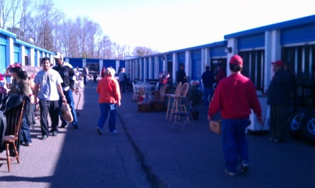 Image for STORAGE WARS - STORAGE LIQUIDATION AUCTION