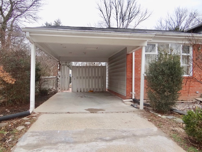 Image for 4 BR/2 BA Home in Fairfax County, VA--Selling to the Highest Bidder Regardless of Price!!