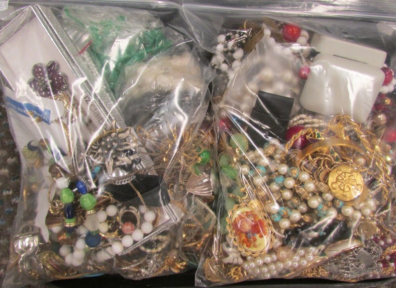 Image for Gallery/Estate Auction: 2-22-18