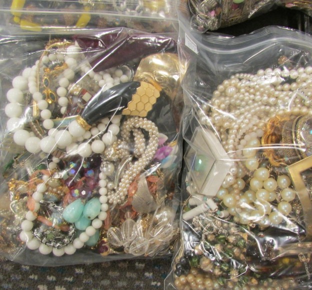 Image for Gallery/Estate Auction: 2-22-18