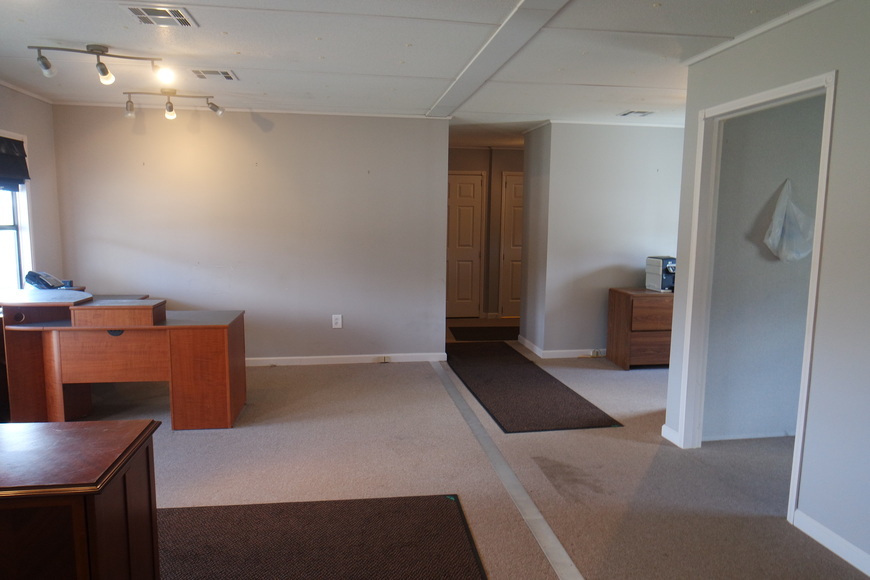 Image for 2 Parcels Totaling 1.4 +/- Acres w/2 Suite Office Building--Selling to the Highest Bidder!!