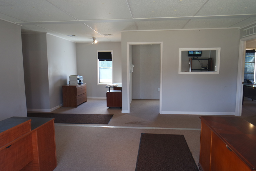 Image for 2 Parcels Totaling 1.4 +/- Acres w/2 Suite Office Building--Selling to the Highest Bidder!!