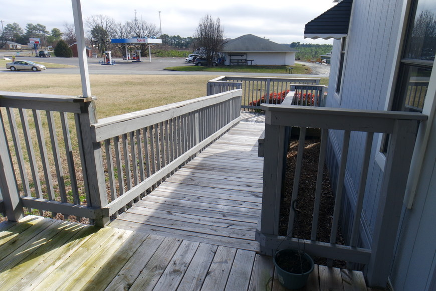 Image for 2 Parcels Totaling 1.4 +/- Acres w/2 Suite Office Building--Selling to the Highest Bidder!!