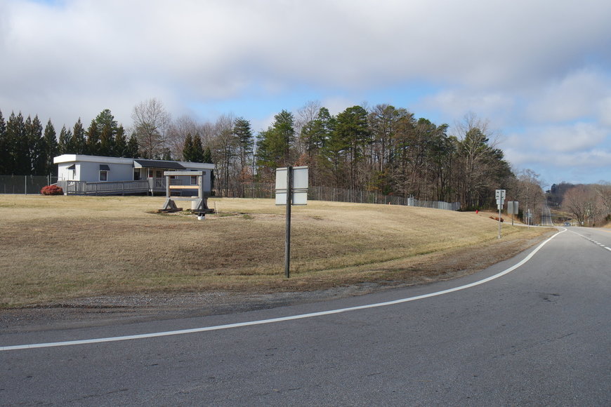 Image for 2 Parcels Totaling 1.4 +/- Acres w/2 Suite Office Building--Selling to the Highest Bidder!!