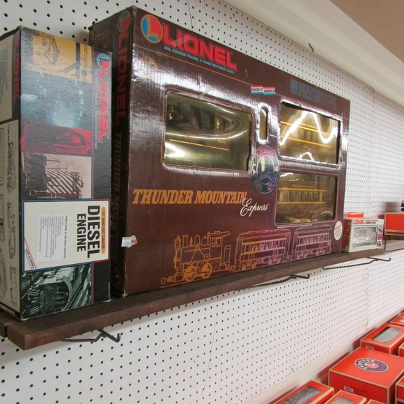 Image for Gallery/Estate Auction: 3-8-18