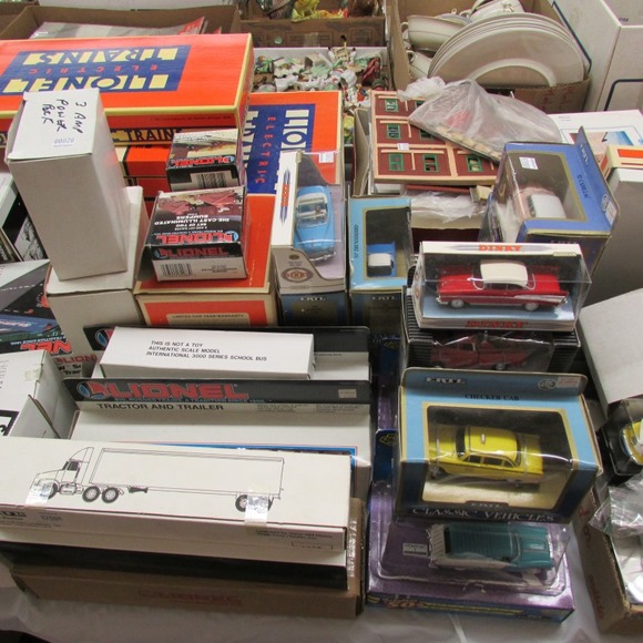 Image for Gallery/Estate Auction: 3-8-18