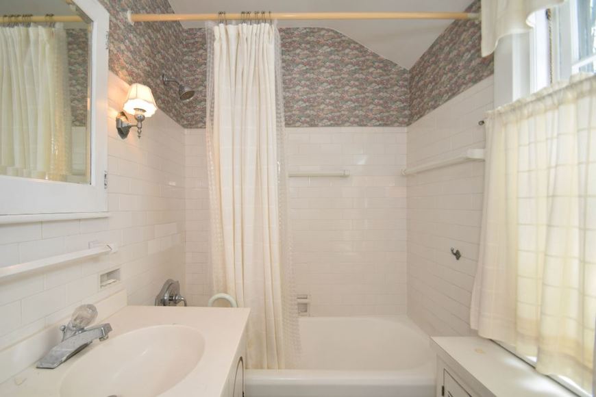 Image for Real Estate Auction - Abington, PA: 4-21-18