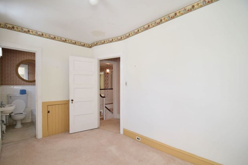 Image for Real Estate Auction - Abington, PA: 4-21-18