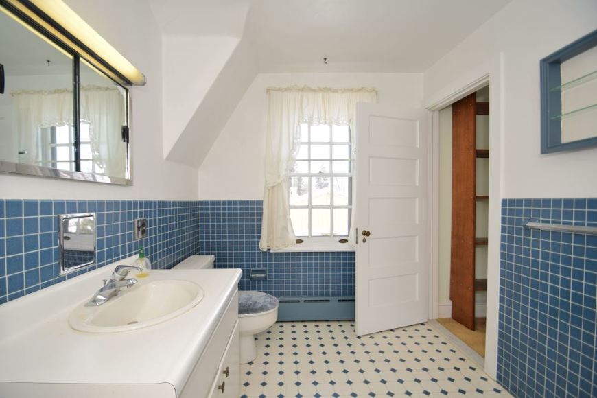 Image for Real Estate Auction - Abington, PA: 4-21-18