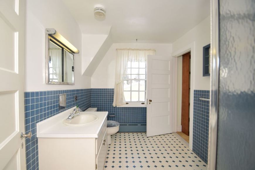 Image for Real Estate Auction - Abington, PA: 4-21-18