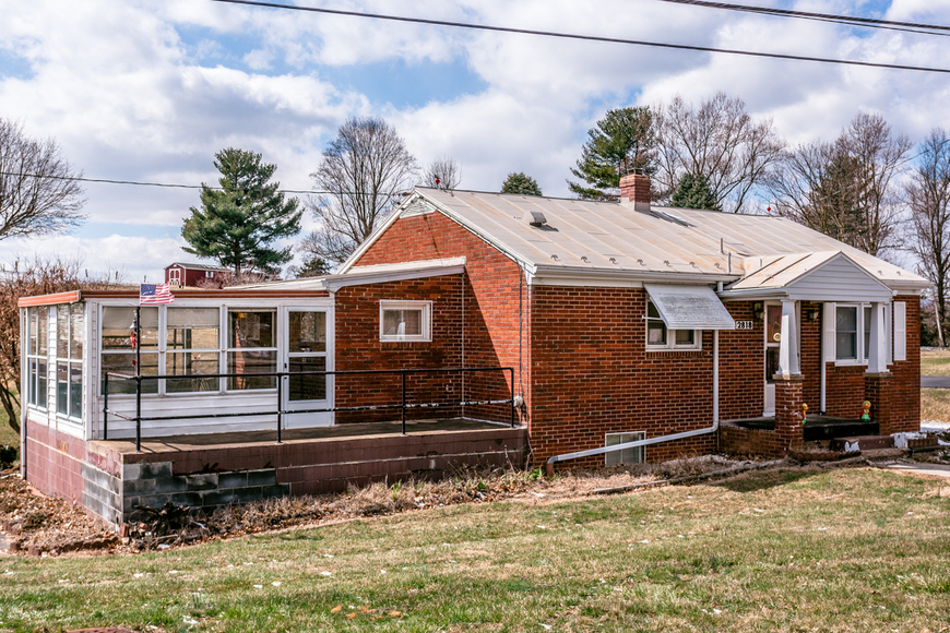 Image for 2818 Port Republic Road