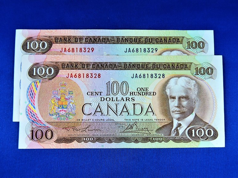 $100 BANKNOTE SEQUENCE