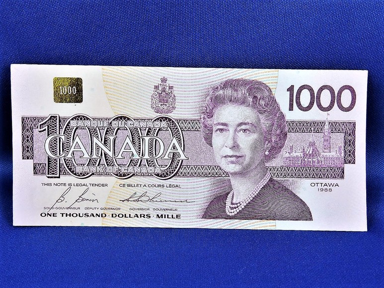 Image for 1988 MINT QUALITY $1000 UNCIRCULATED CANADIAN BANKNOTE