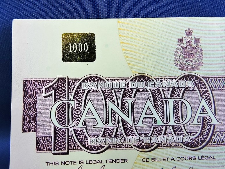 Image for 1988 MINT QUALITY $1000 UNCIRCULATED CANADIAN BANKNOTE