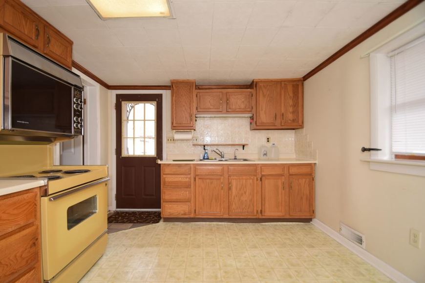 Image for Real Estate Auction - Quakertown, PA: 5-24-18