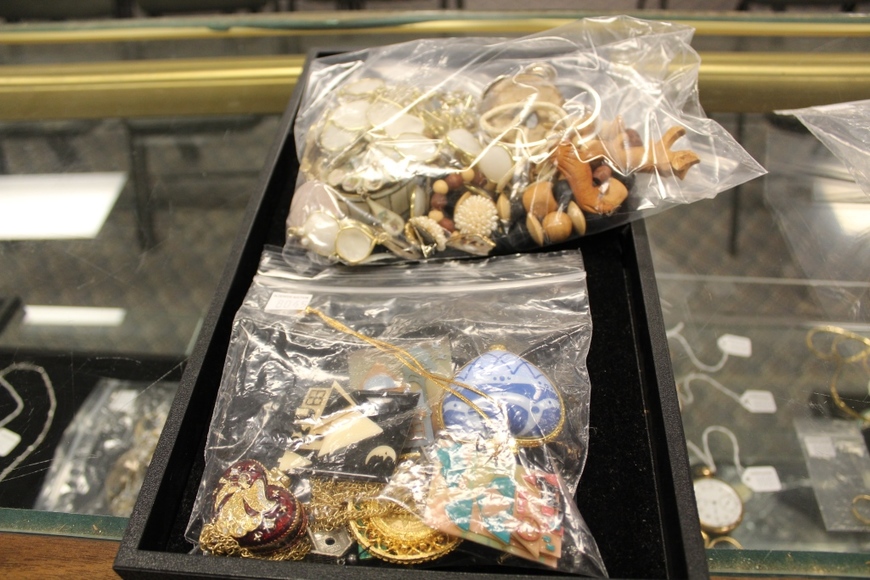 Image for Gallery/Estate Auction: 4-12-18