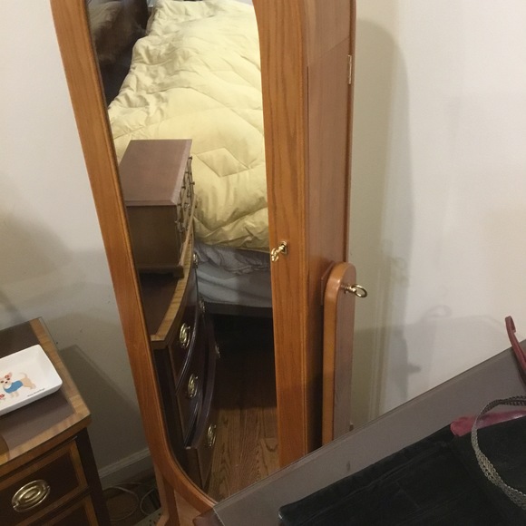 Image for PUBLIC ESTATE AUCTION (DECEASED ESTATE)~JAMESTOWN