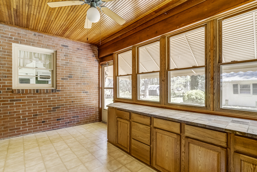 Coming Soon Gwynn's Island Waterfront Masterpiece 302 Rose Ln