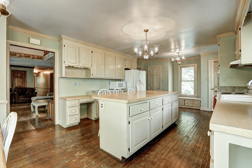 6,308 ± SF Home in Robious Rd. Corridor 3004 River Hills Ter