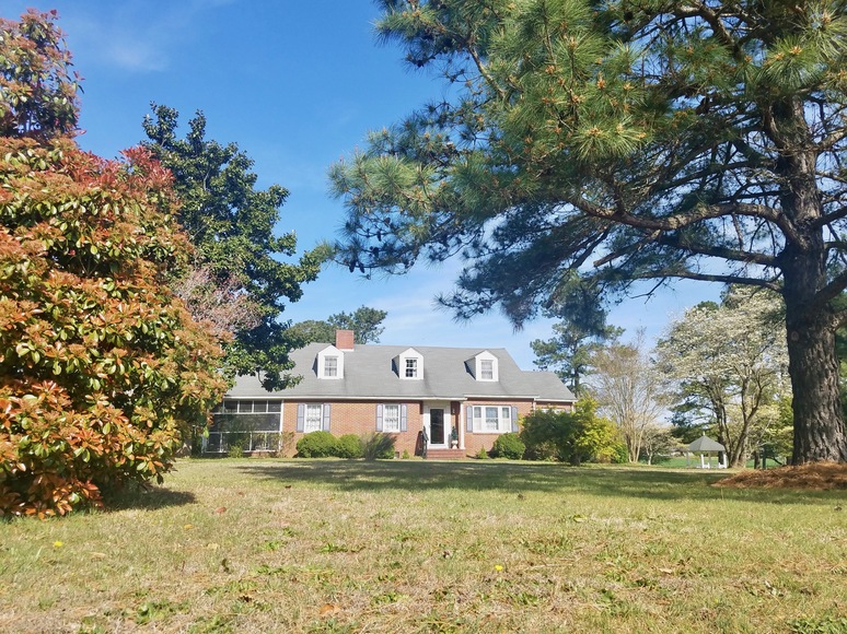 Image for 4 BR/2 BA Brick Cape Cod Style Home on 2.8 +/- Acres in Warsaw, VA (Richmond County)