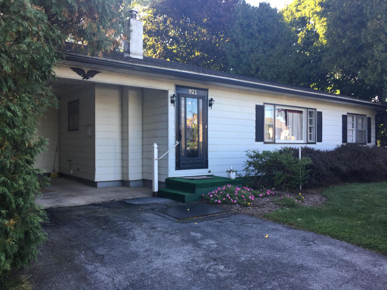 Image for Real Estate Auction - Lebanon Ranch Home with Additional Lot