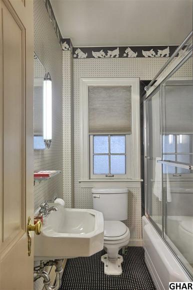 Image for Absolute Real Estate Auction - Prestigious Bellevue Park - Harrisburg