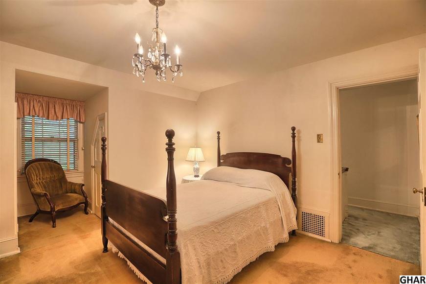 Image for Absolute Real Estate Auction - Prestigious Bellevue Park - Harrisburg