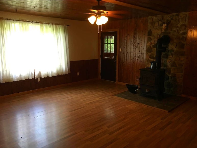 Image for Real Estate Auction - Home on (+/-) 6 Acres (Pine Grove)