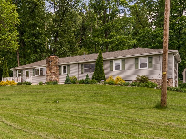 Image for Real Estate Auction - Elizabethtown Ranch Home