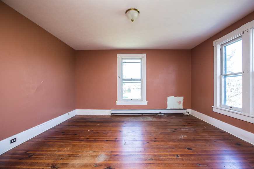 Image for House on 3 Acres of R3 Land