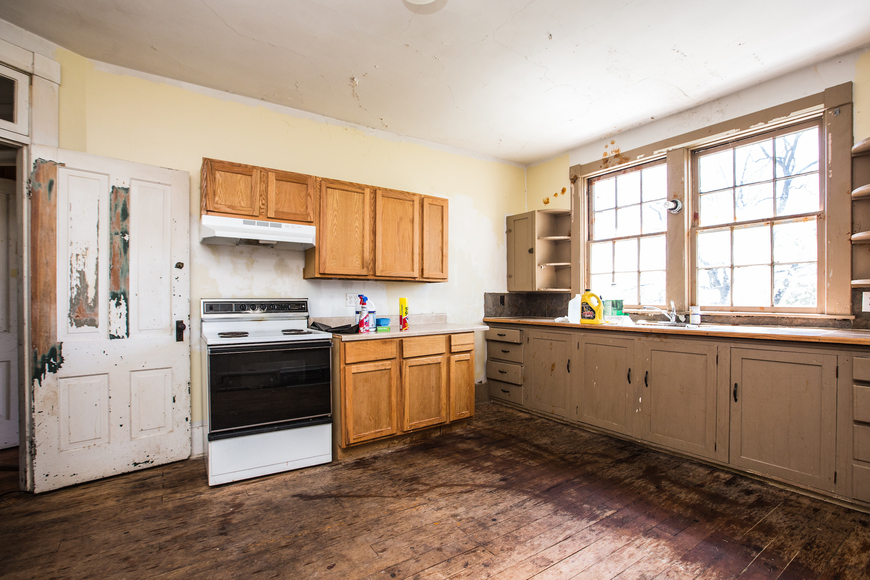 Image for House on 3 Acres of R3 Land