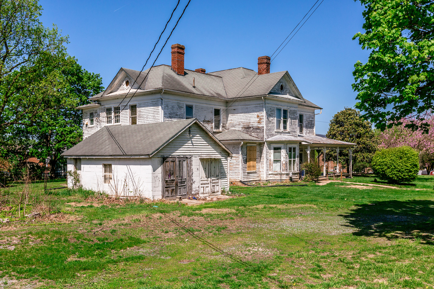 Image for House on 3 Acres of R3 Land
