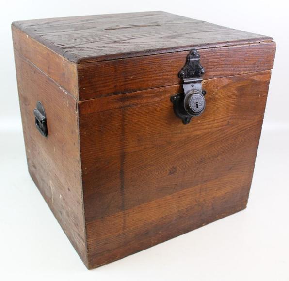 Image for Alderfer Simulcast - General Store and Petroliana Auction Part 1: 5-17-18