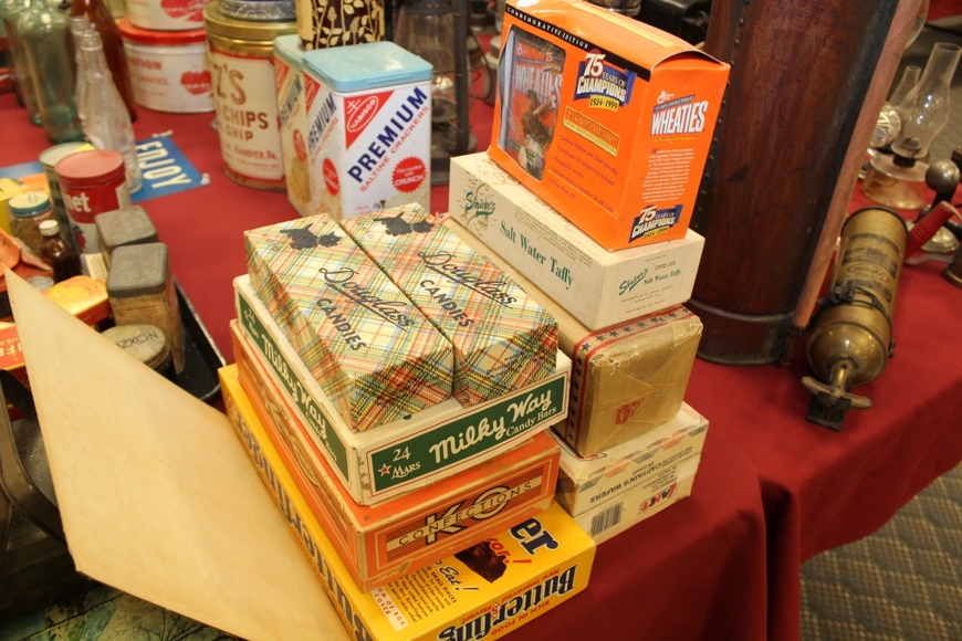 Image for Alderfer Simulcast - General Store and Petroliana Auction Part 1: 5-17-18