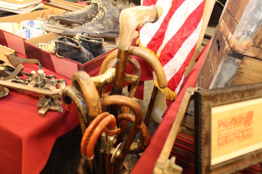 Image for Alderfer Simulcast - General Store and Petroliana Auction Part 1: 5-17-18