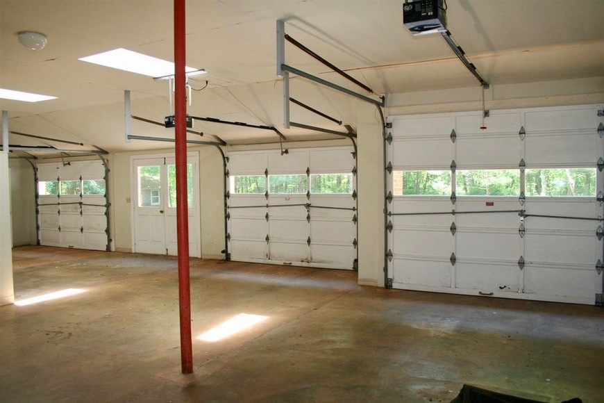 Image for Well Built 4 BR/4 Full & 2 Half BA Home on 8+ Acres PLUS Adjacent 4+ Acre Building Lot--Both Parcels Will be SOLD to the Highest Bidder!!