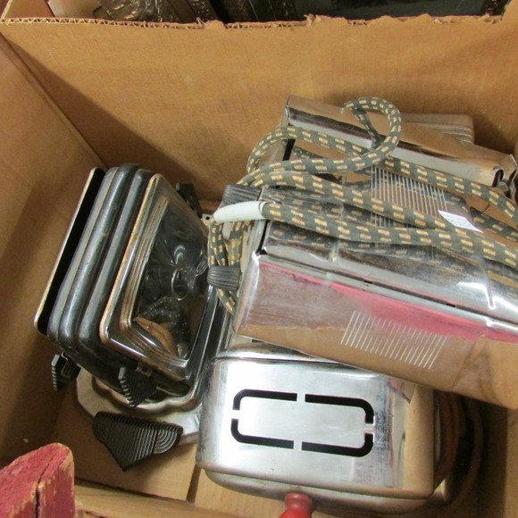 Image for Find Treasure With Discovery Lots! 5-31-18